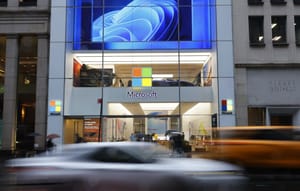 В 2025 году выручка Microsoft в России упала на 29,5%